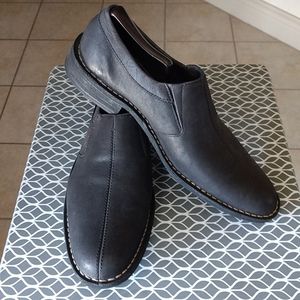 Cole Haan slip on size 10.5 NWOT